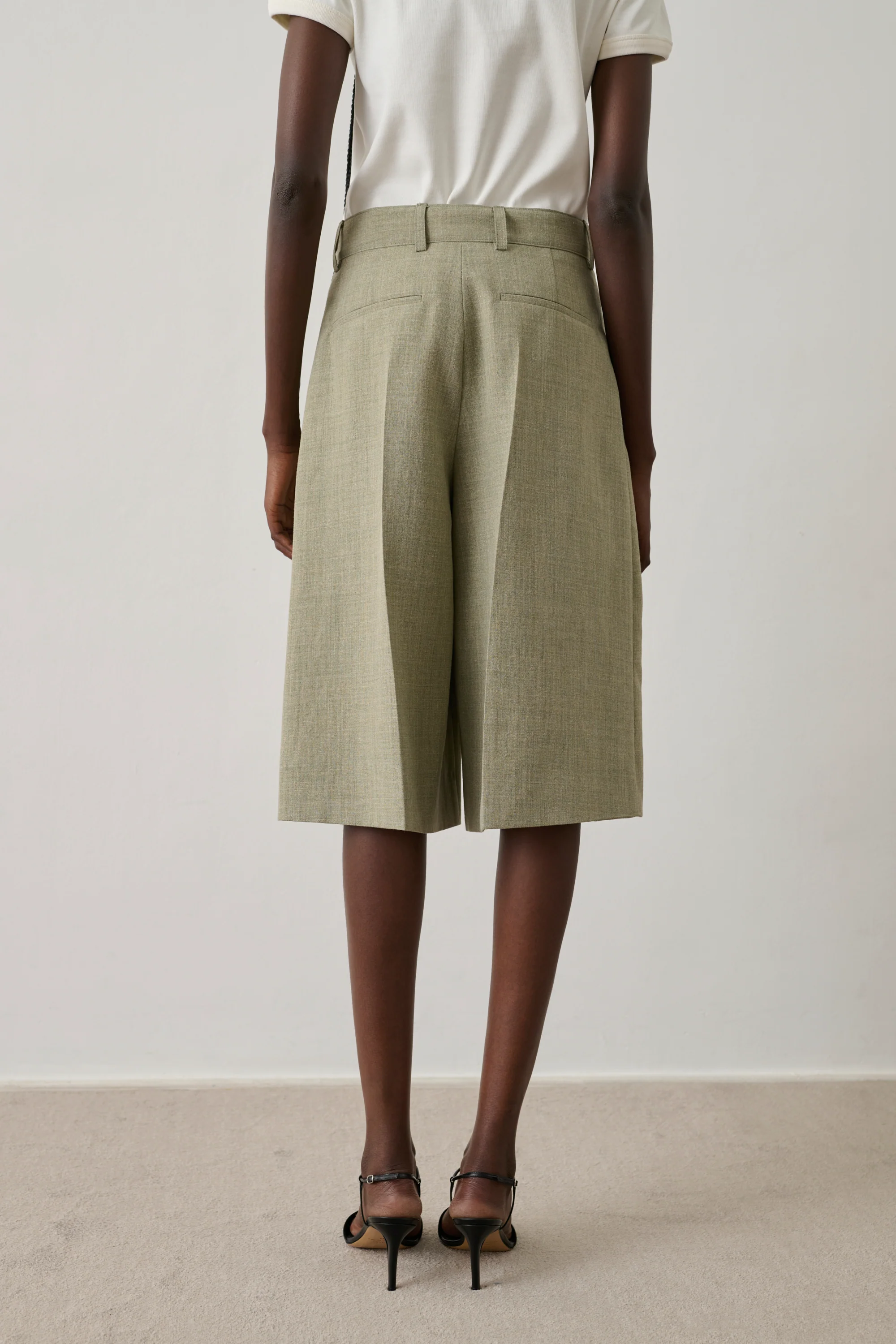 GREEN IMOGEN BERMUDA SHORTS - Image 4