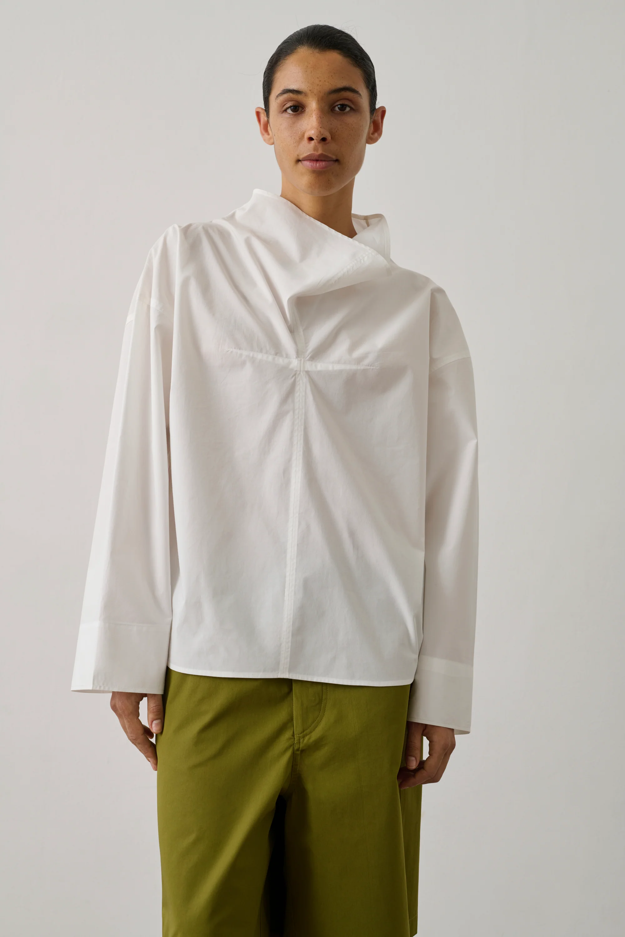 WHITE FIDJI BLOUSE - Image 3