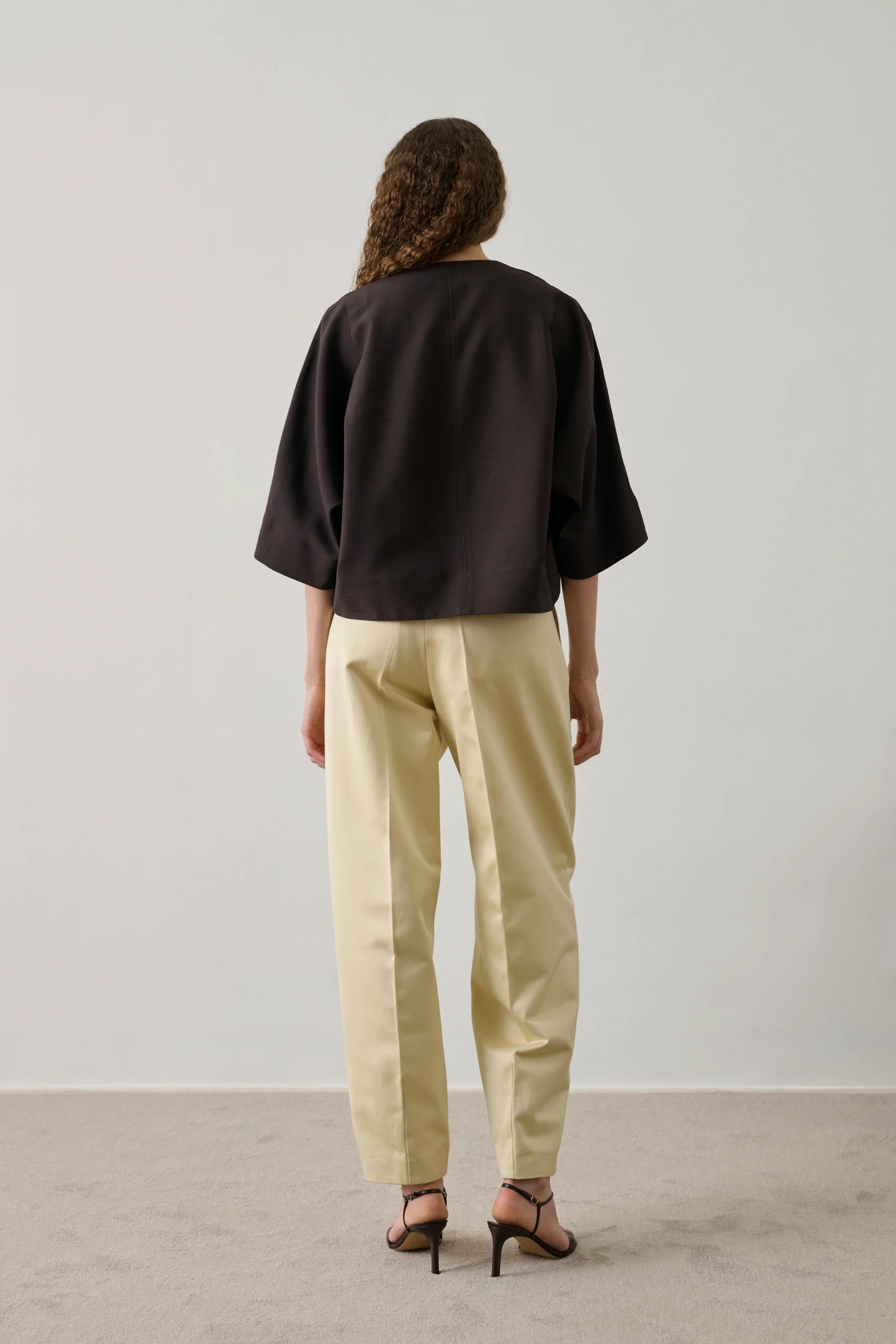 BROWN ILONA BLOUSE - Image 2