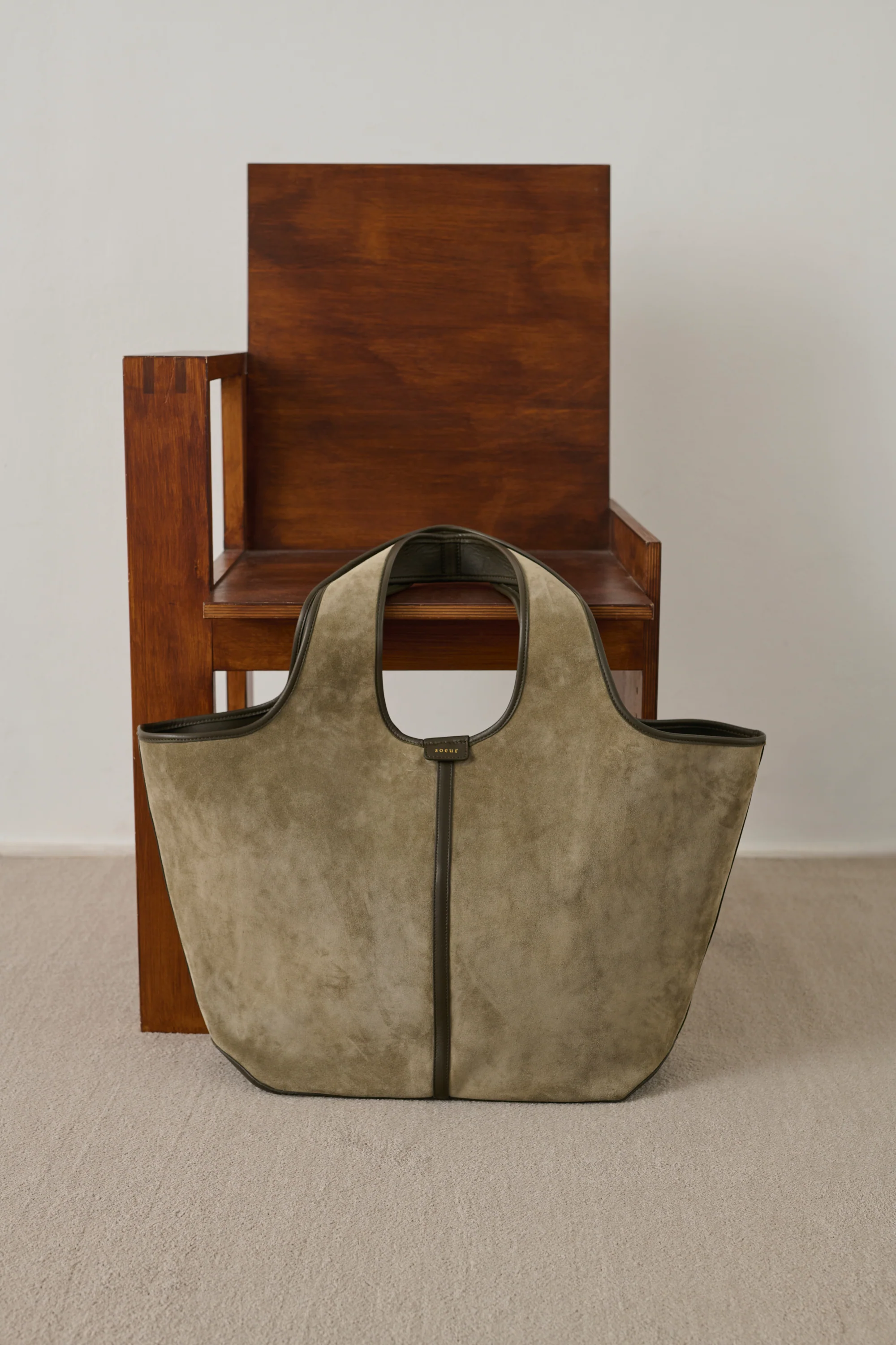 GREY DOUCE TOTE BAG - Image 6