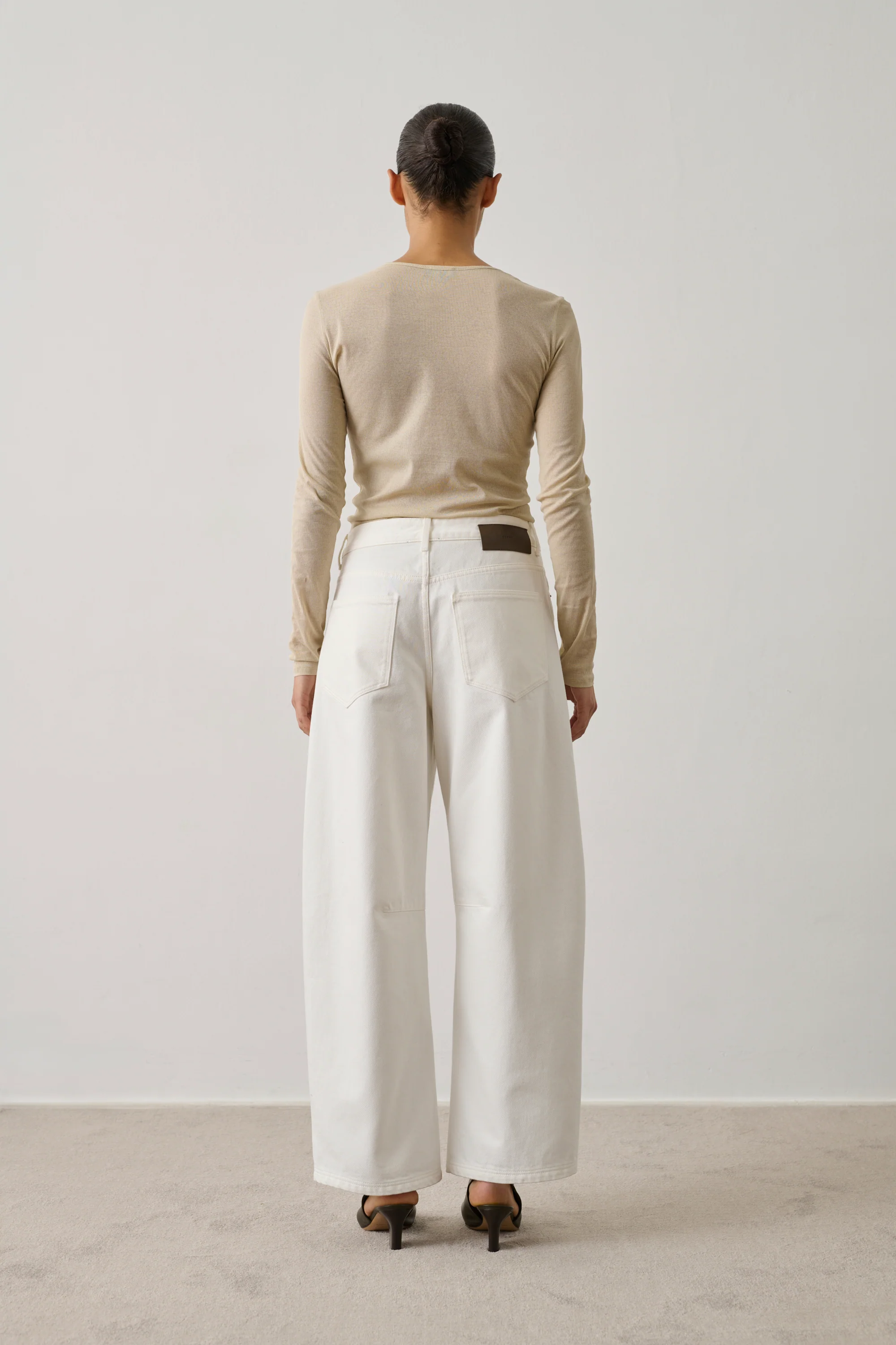 WHITE ELIOTT JEANS - Image 2