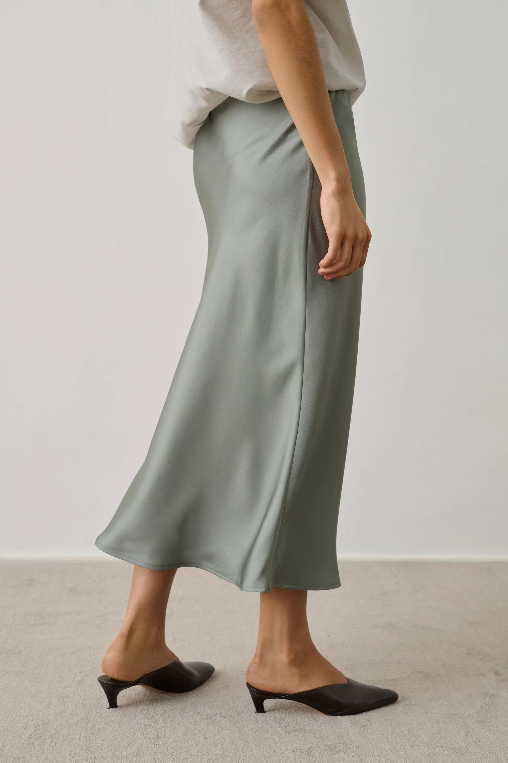 BLUE FEVER SKIRT - Image 3