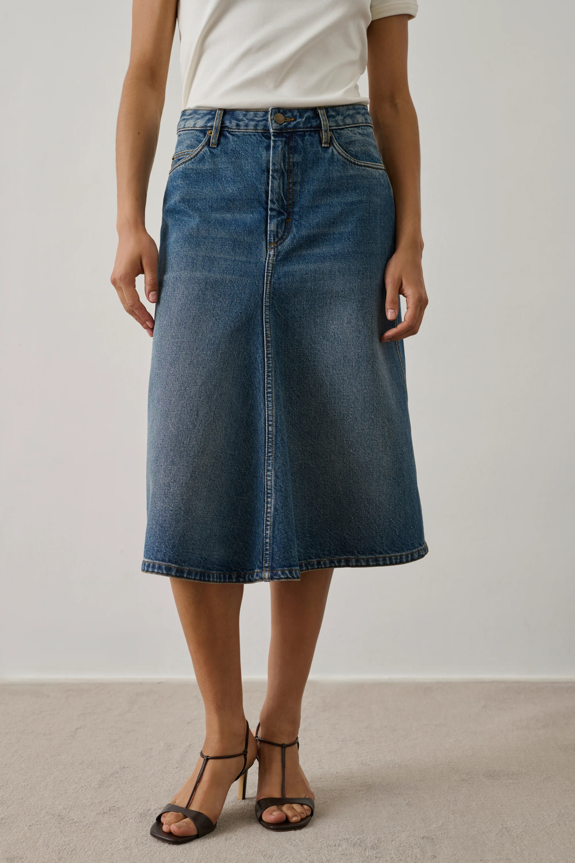 BLUE HALO SKIRT - Image 3
