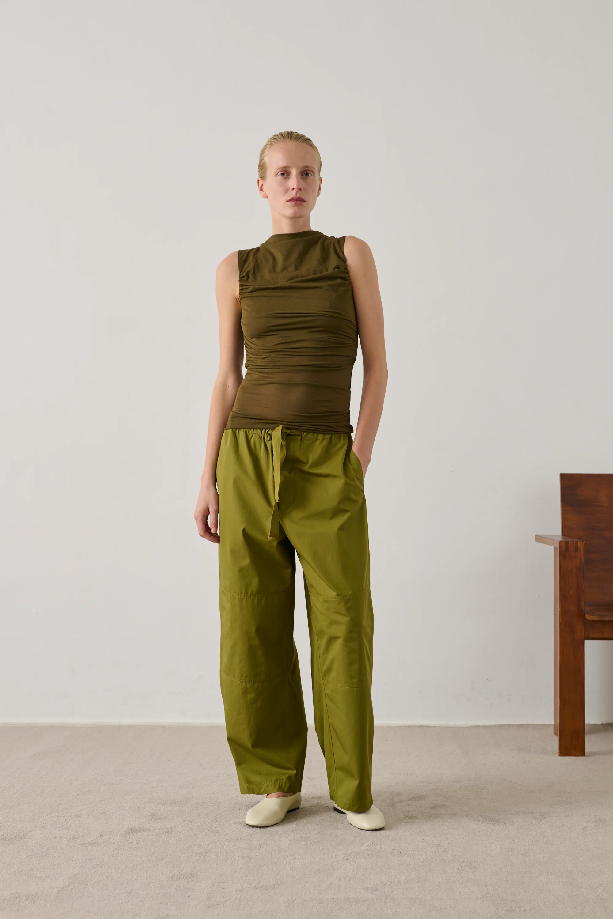GREEN HIKARI TROUSERS