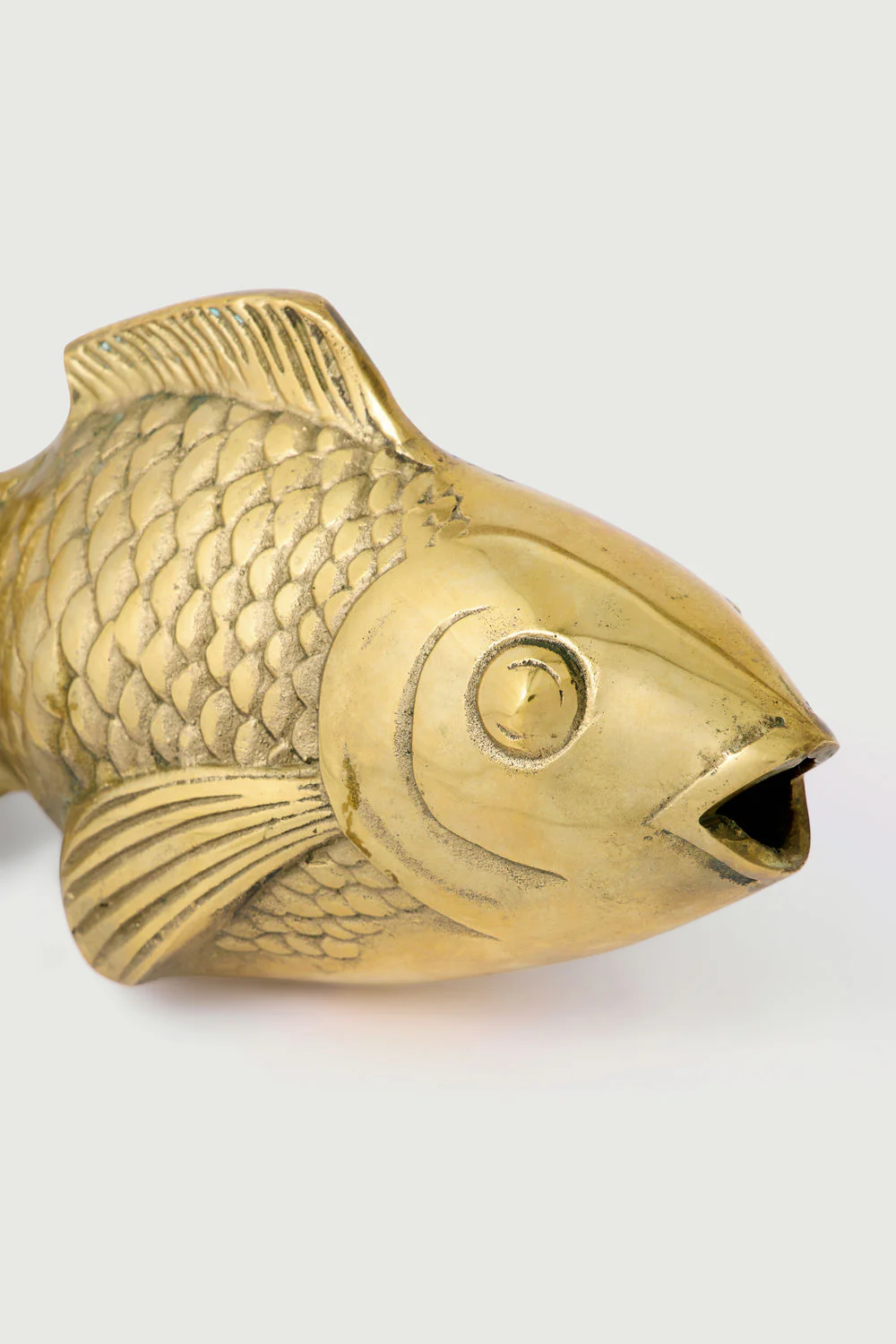 BRASS FISH PAPERWEIGHT - Image 3