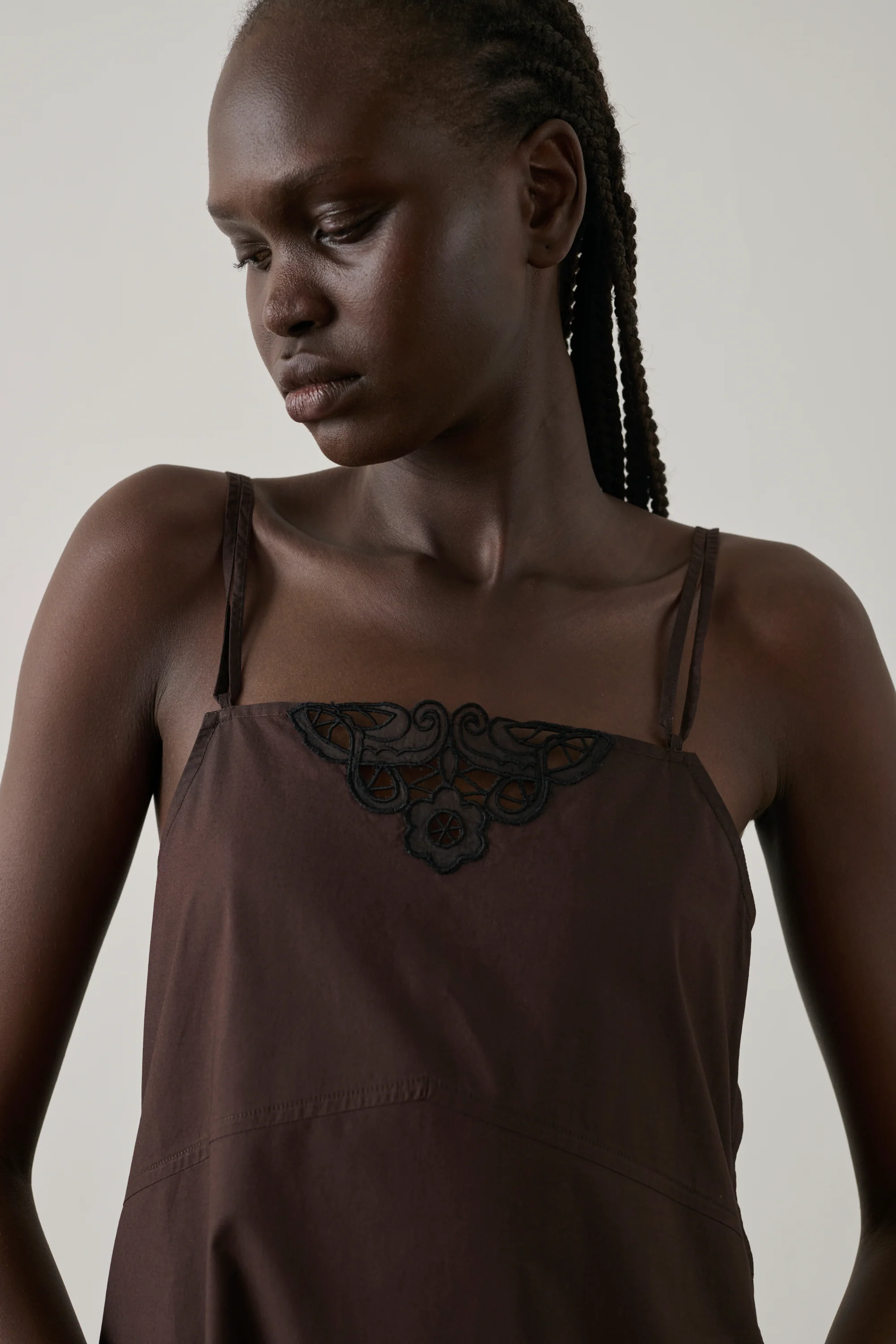 BROWN HILLARY DRESS - Image 3