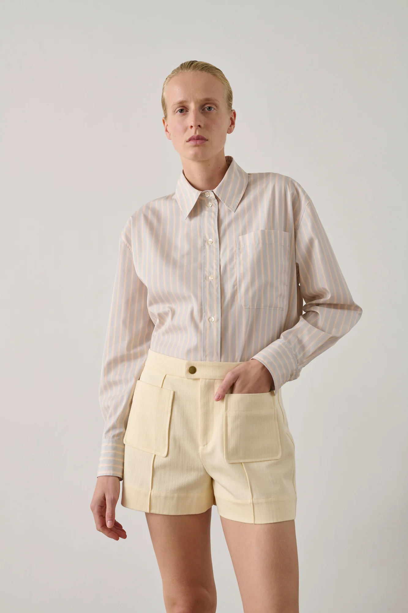 ECRU HOVER SHORTS - Image 2
