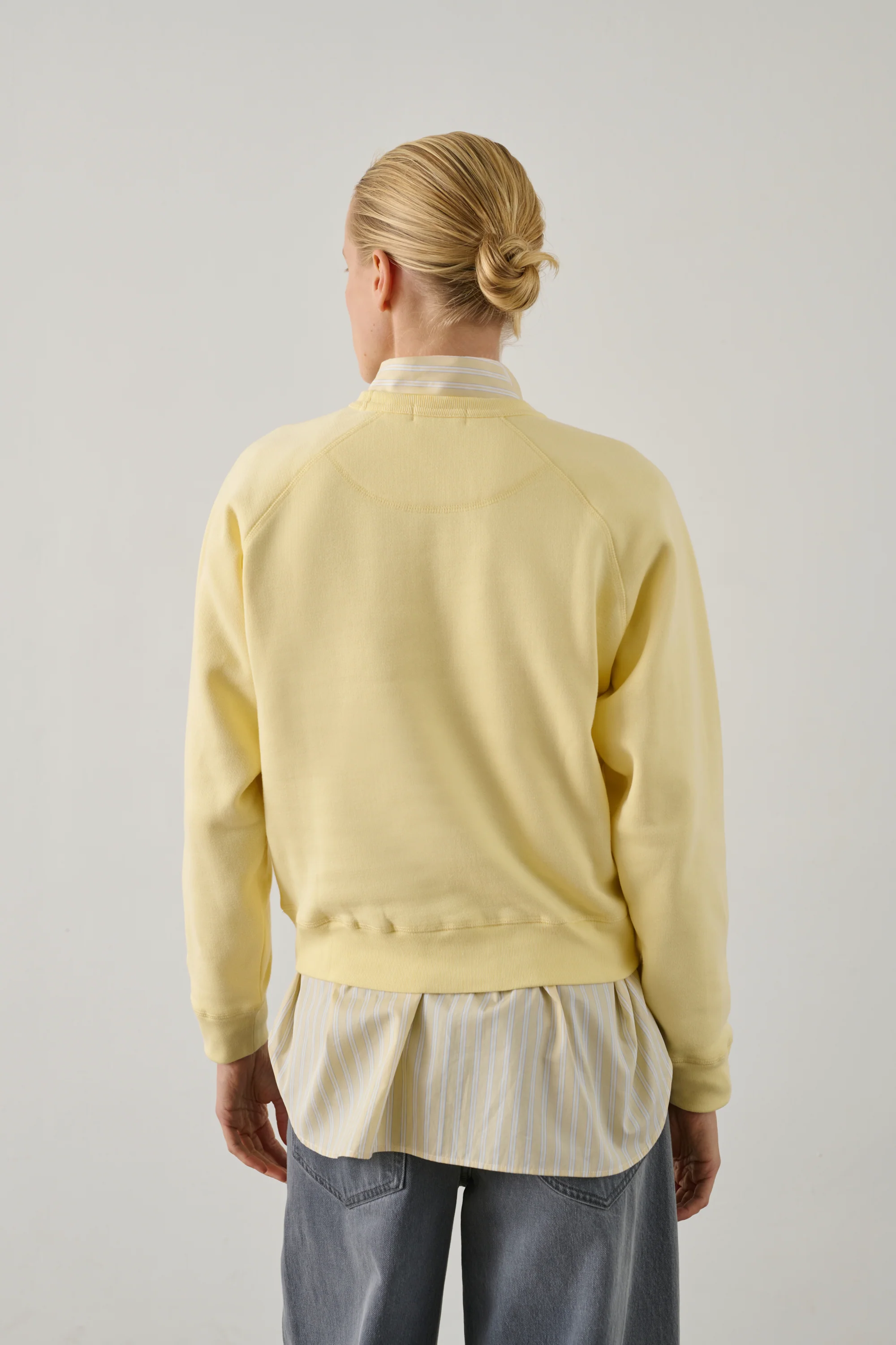 YELLOW ARTEMIS SWEATSHIRT - Image 4