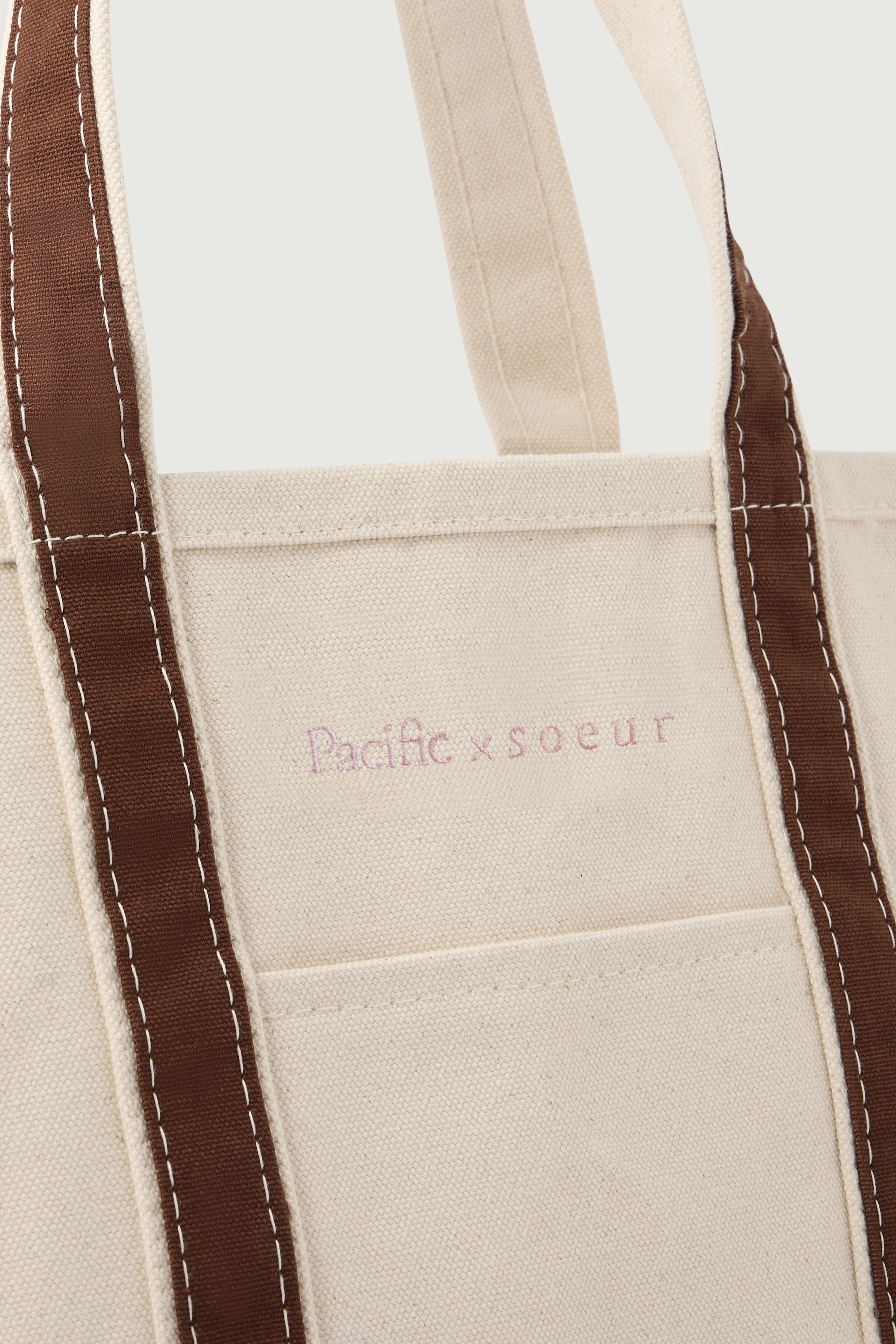 BROWN MAXI BOOKS TOTE BAG - Image 4