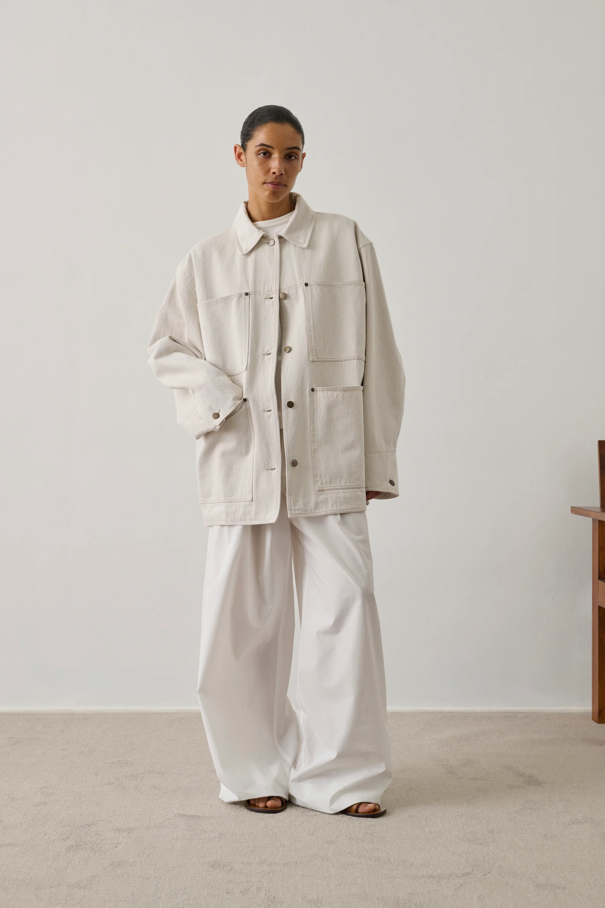 WHITE HIJA JACKET